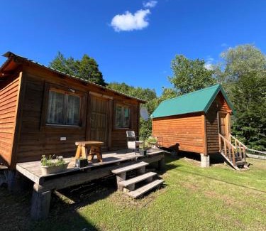 Kolasin Municipality House | Pet-Friendly Matesevo Guest Houses with Oceanfront Pool