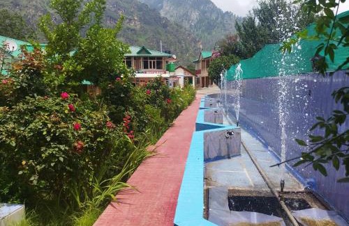 Kullu Hotel | Budget-Friendly Mateura Resort with Breakfast & Family Perks