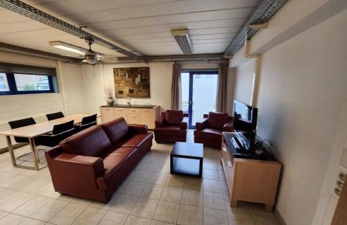 Grobbendonk Apartment | Family-Friendly Mathilda Apartments with Kitchen Access