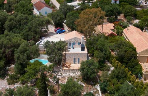 Tselendata Villa | Elegant Mathilda's House with Pool & Family-Friendly Vibes