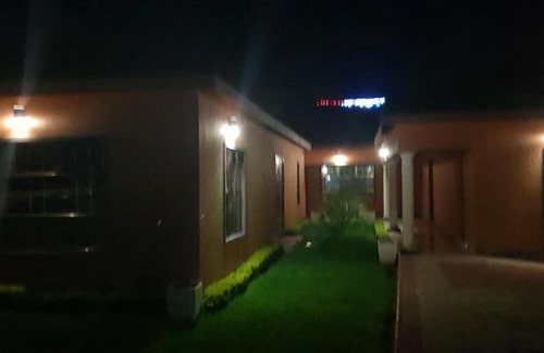 Francistown House | Budget-Friendly Mathlyn Guest House with Family Amenities