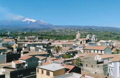 Coste Apartment | Pet-Friendly Apartments in Giarre, Italy for Families