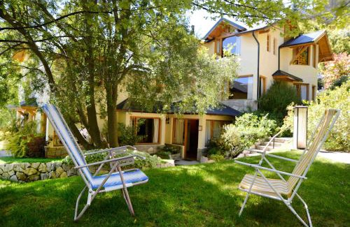 San Carlos de Bariloche Cabin | Discover Matices Patagonicos: Highly Rated & Family Friendly