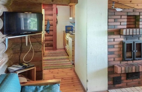 Hiukkajoki House | Experience Matikkaniemi by Interhome with Lake Views & Spa