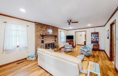 Newport House | Family-Friendly Retreat at Matilda's Place Awaits You