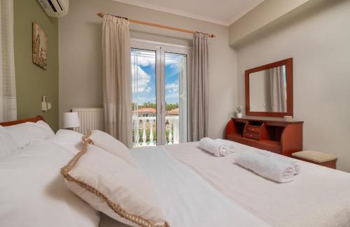 Kalpaki House | Relax at Matina's Family House with Private Jacuzzi & Ocean View