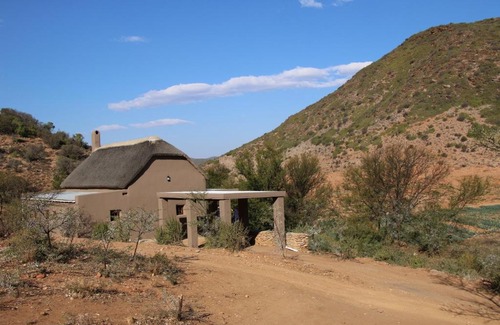 Calitzdorp House | Relax at Matjiesvlei Retreat Oudehuiskloof - 4 Star Escape