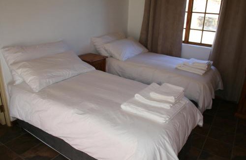 Calitzdorp House | Discover Matjiesvlei Retreat: Top-Rated Family Getaway