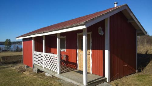 Pertunmaa Apartment | Pet-Friendly Matkailutila Lahdelma with Ocean View & Hot Tub