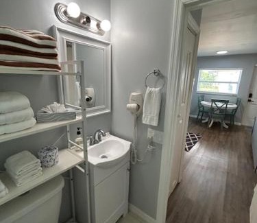 Matlacha Isles-Matlacha Shores Hotel | Experience Matlacha on Shoreview: Oceanfront Bliss Awaits