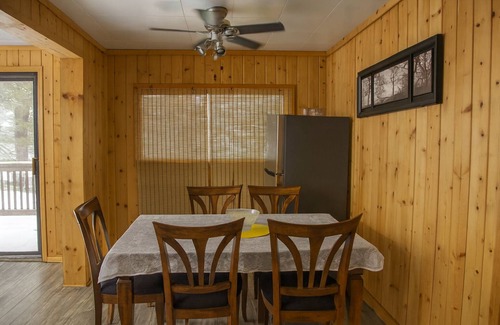 Sandy Hook Cottage | Pet-Friendly 3-Bed Cottage by Matlock Dunnotar Lake
