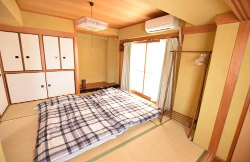 Dotonbori Apartment | Family-Friendly Matoba 6F in Dotonbori - Rated 8/10