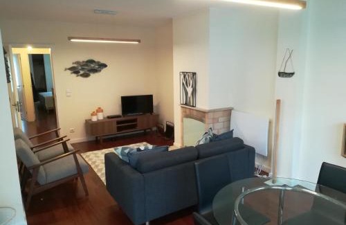 Leixões Apartment | Ocean View Matosinhos Beach Apartment - 4-Star Guest Rated