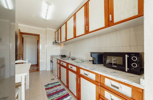 Aldoar Apartment | Oceanfront Retreat: Matosinhos Sea Side with Spa & Breakfast