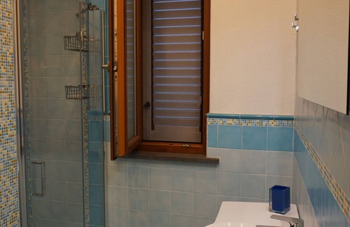 Ischia Porto Bed & Breakfast | Deluxe Matrimoniale at Maison de Charles Ischia Awaits