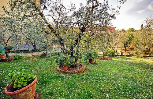 Mercatale Val di Pesa Apartment | Discover Matteuzzi by Interhome: A Premier Family Escape