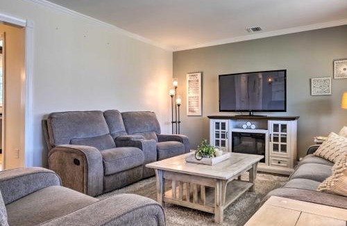 Mattituck House | Cozy Mattituck Home with Fireplaces - Close to Wineries