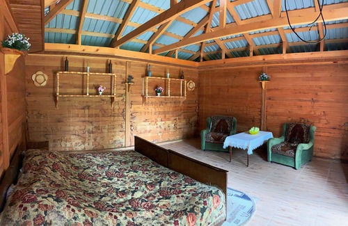 Jvari House | Cozy Matua Guest House with Pool and Family-Friendly Perks