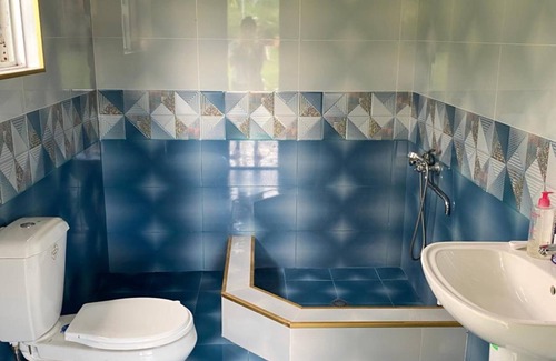 Jvari House | Cozy Matua Guest House with Pool and Family-Friendly Perks