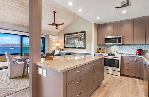 Wailea Condo | Oceanfront Penthouse with Pool and Spectacular Views