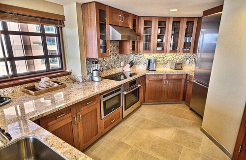 Kaanapali Villa | Experience the Best: Hyatt Residence Club Oceanfront Villa
