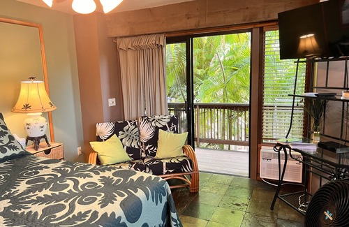 Kihei Bed & Breakfast | Discover Maui What A Wonderful B&B with Ocean Views