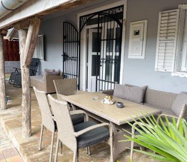 Villany Apartment | Discover Maul: Oceanfront Haven with Hot Tub & Pet Friendly