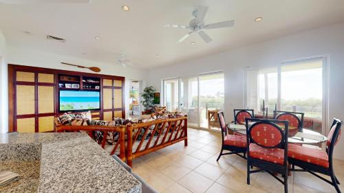 Kamuela House | Mauna Kea Palms Resort: Ocean Views & Family-Friendly Amenities
