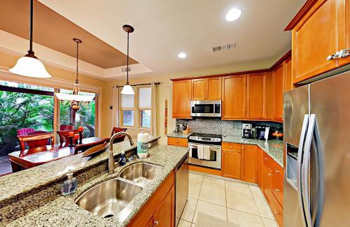 Kamuela Apartment | Experience the Mauna Lani Resort 1401: Family-Friendly Oasis