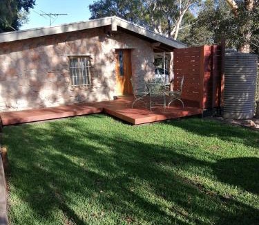 Aldinga House | Family-Friendly Maunder Cottage: Rated 10/10 by Guests