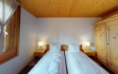 Sankt Moritz-Bad Apartment | Discover Maurus A3: Family-Friendly 4-Star Retreat