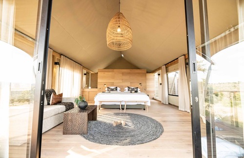Elgin Other | Discover Mavela Game Lodge: Guest Rated 9.8 with Pool & Dining