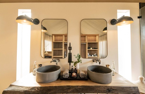 Elgin Other | Discover Mavela Game Lodge: Guest Rated 9.8 with Pool & Dining