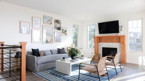 Point Loma Heights House | Cozy Maven by AvantStay: Beachside Retreat with Ocean Views