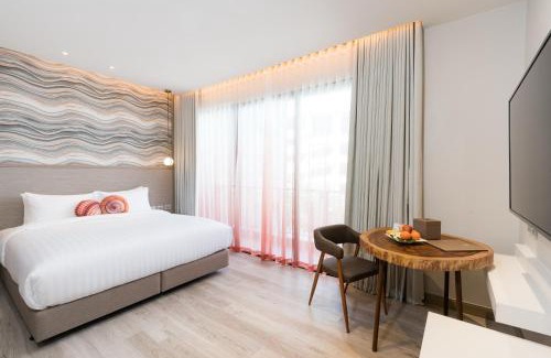 Hua Hin Hotel | Stylish Maven Hotel Hua Hin: Family-Friendly with Pool