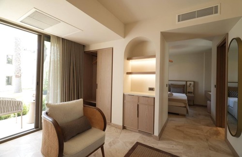 Golturkbuku Hotel | Elegant Mavi Suite Türkbükü: Highly Rated with Family Amenities