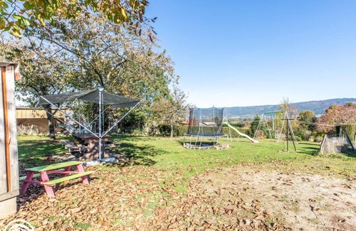 Arlanc House | Top-Rated Mavilije Gîte in Arlanc with Family-Friendly Amenities