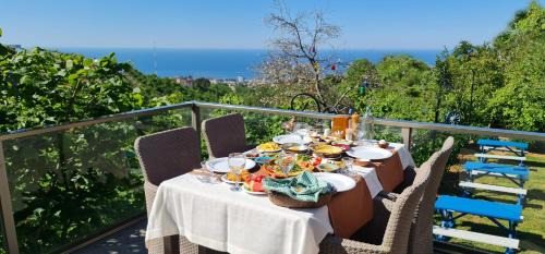 Trabzon Bed & Breakfast | Discover Mavisu Deluxe Butik Otel: Pet Friendly & Cozy