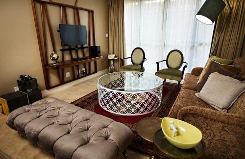 Polokwane Apartment | Indulge at Mavuta Boutique Apartments: Top-Rated 5-Star Retreat