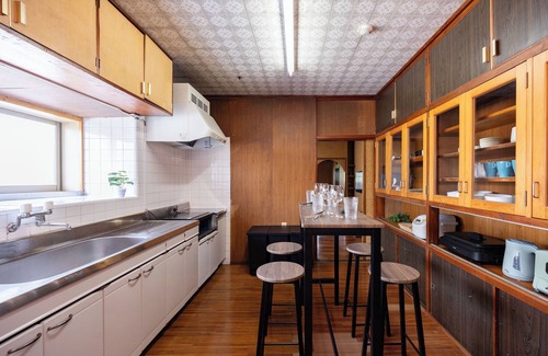 Sobe House | Max 12Sleeps | 3min to Beach | 4Double + 1Queen bed | 10min to Zanpa – Yomitopia