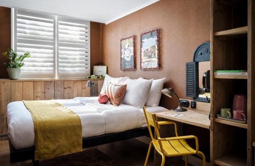 Museum Quarter Hotel | Explore Max Brown Hotel Museum Square - Pet Friendly & Breakfast