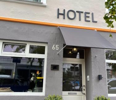 Friedrichstadt Hotel | Convenient MAX Hotel Düsseldorf with Self-Check-in