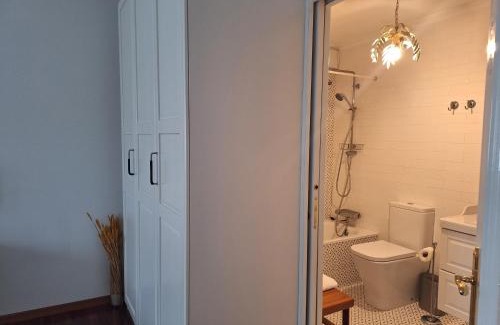 Lugo Apartment | Relax at Maximo Confort: Family-Friendly with Top Reviews