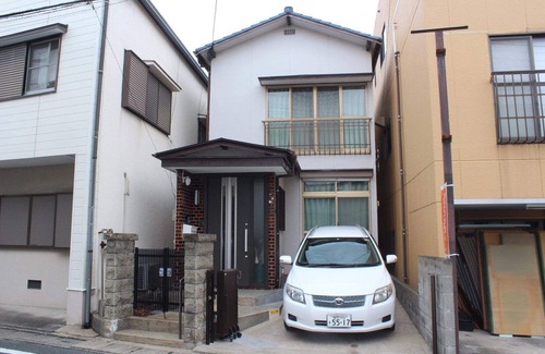 Kasuga House | Spacious MIYUKIHOUSE: Free WiFi & Family-Friendly Amenities