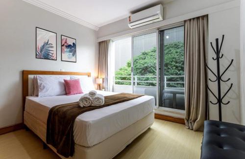 Sao Paulo Hotel | Discover Maximus in Perdizes: 4-Star Stay with Pool & Dining