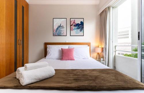 Sao Paulo Hotel | Discover Maximus in Perdizes: 4-Star Stay with Pool & Dining