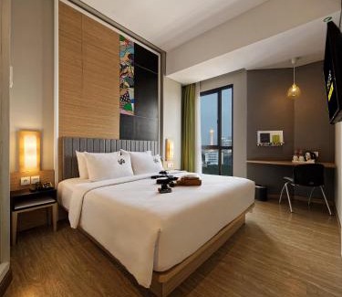 Gambir Hotel | Budget-Friendly MaxOne Platinum Hayam Wuruk with Breakfast