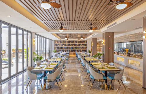 Prampir Makara Hotel | Discover Marco Polo Hotel: 4-Star Stay with Breakfast & Accessibility