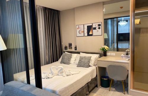 Ratchadaphisek Apartment | Discover Maxxi Prime Ratchada: Family-Friendly Retreat