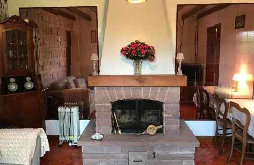 Availles-Limouzine House | Delightful May's Cottage: Guest Rated 8.2/10 for Comfort
